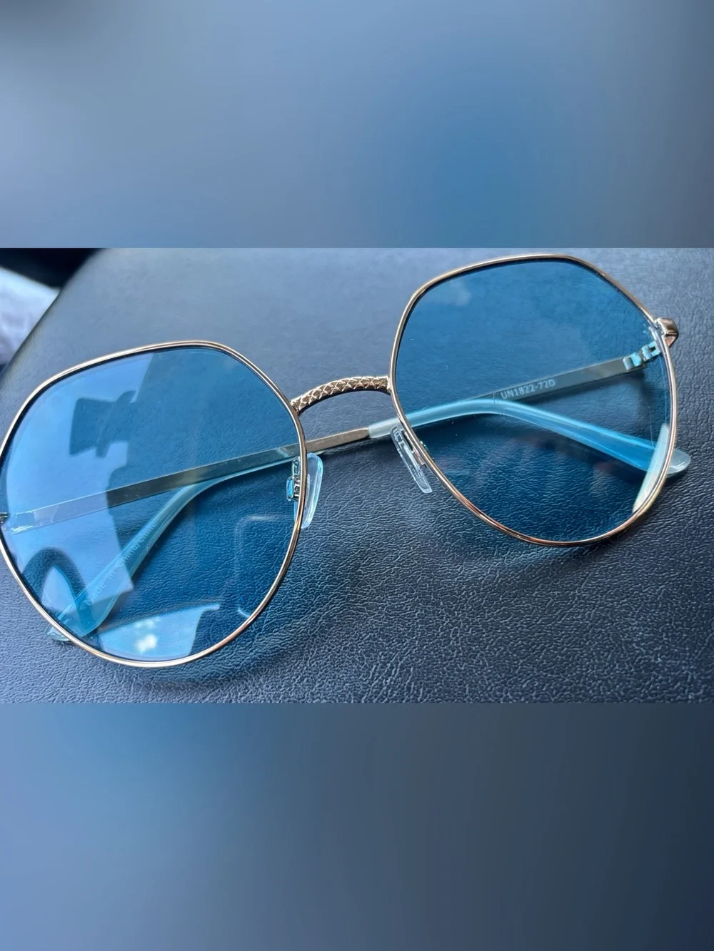 Free People Misty Classic Round Sunglasses in Gold & Cornflower